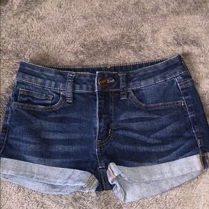 SO Low Rise Shortie Denim Shorts